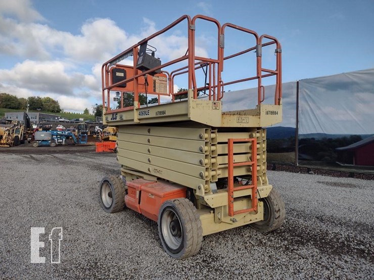 jlg-4069le-image-25