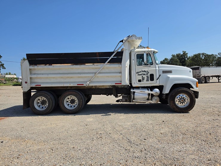 1997-mack-ch600-image-14