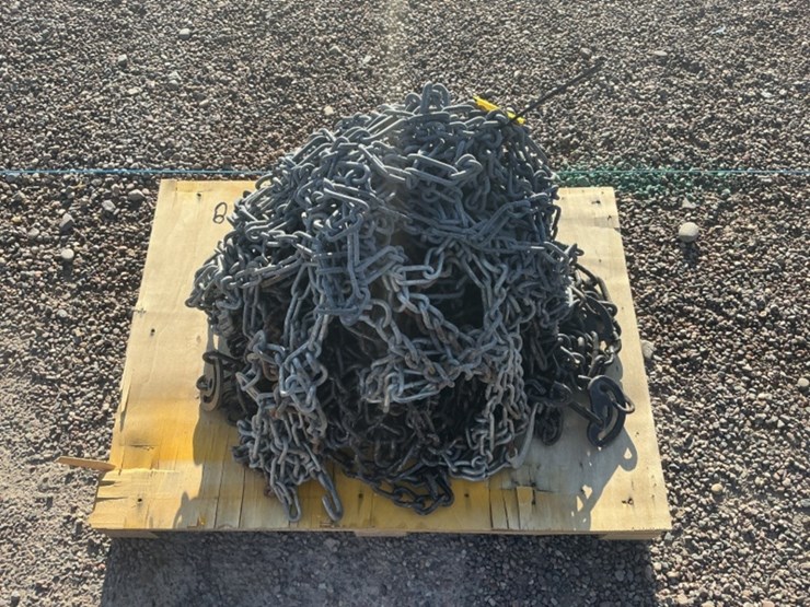 pallet-of-snow-chains-image-3