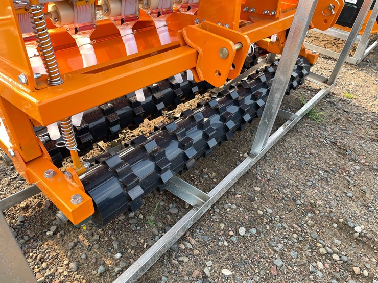 #2002-•-2026-unused-land-honor-no-till-seed-drill-attachment-image-5
