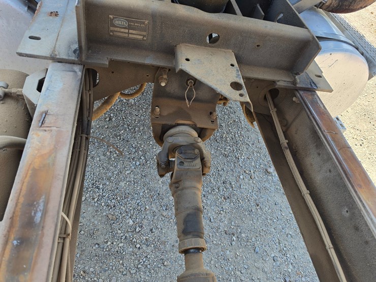 1996-mack-ch600-image-38