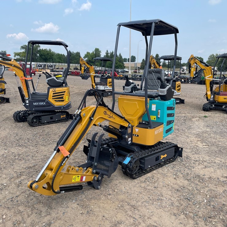 #5538 • 2026 MX12RX Mini Excavator