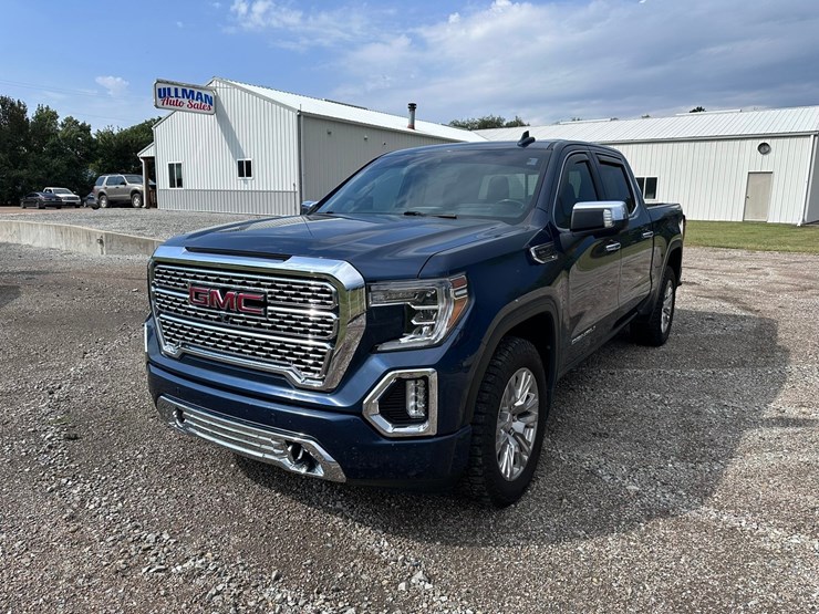 2019-gmc-1500-image-2
