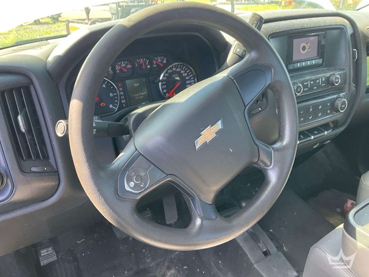 2015-chevrolet-silverado-1500-image-13