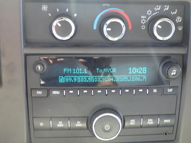 2023-gmc-3500-image-28