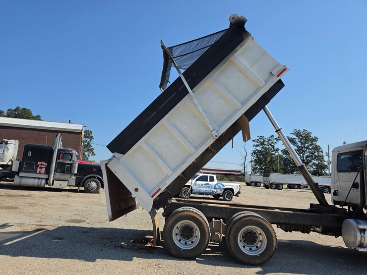 1996-mack-ch600-image-22