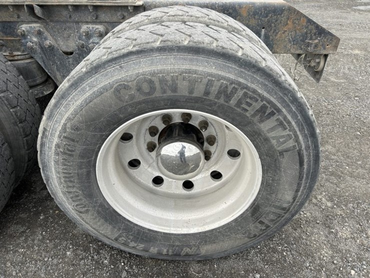 2006-kenworth-w900-image-29