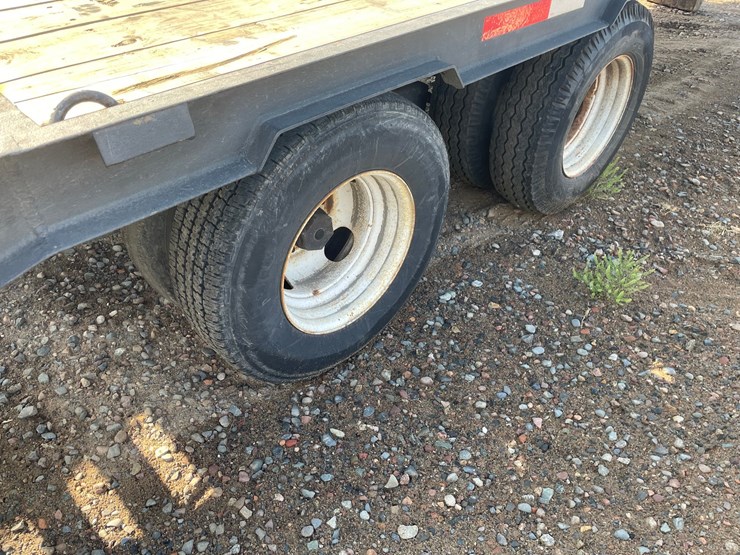 #1326-•-1993-true-flatbed-trailer-(has-mn-title)-image-6