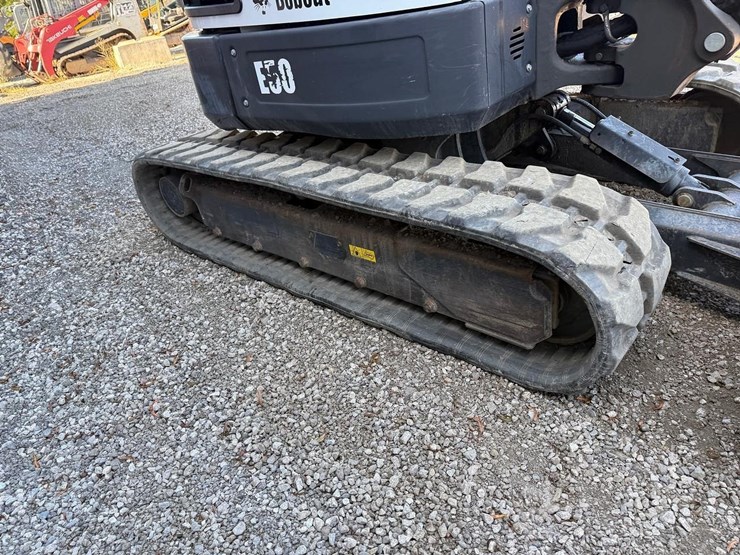 2019-bobcat-e50-image-12