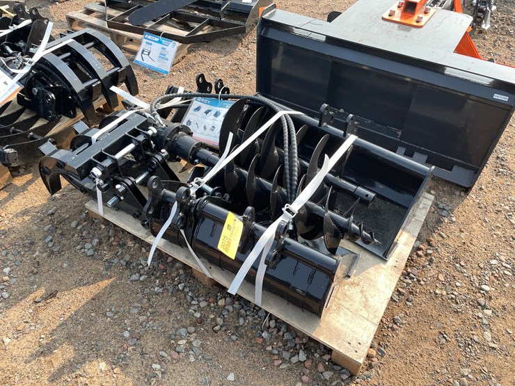 #2075-•-2026-agt-mini-excavator-attachment-image-1