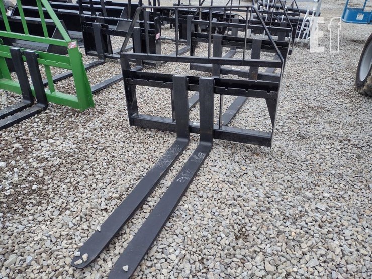 48-in-kivel-3500-lb-pallet-forks-image-2