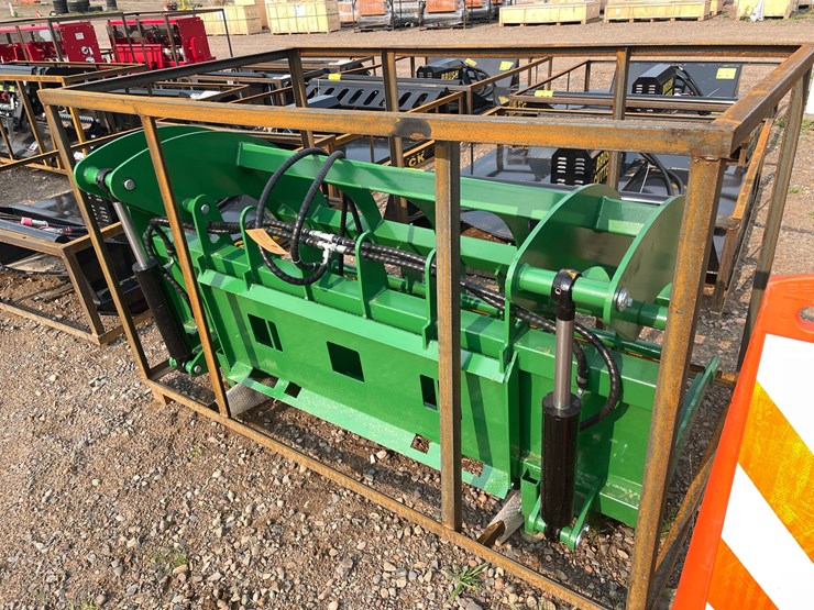 #2043-•-2026-agt-skid-steer-bucket-image-3