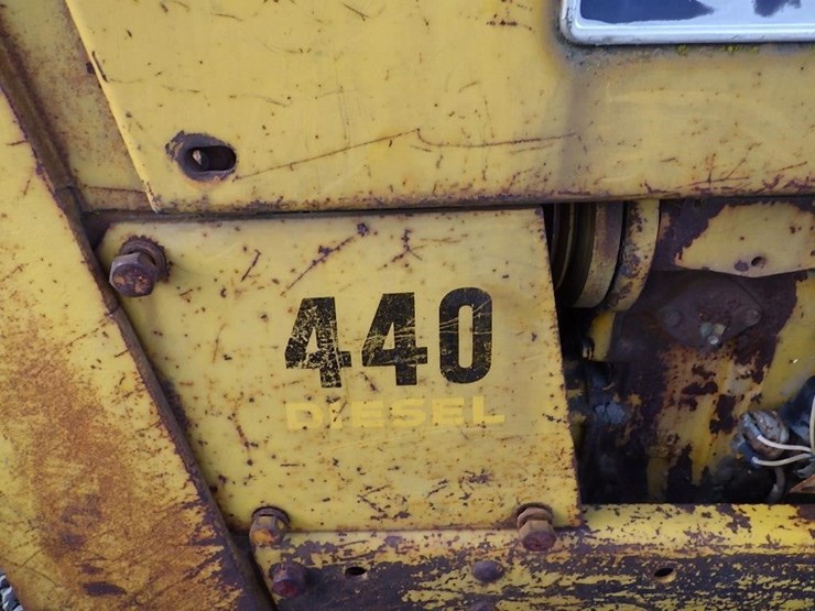 john-deere-440-image-11