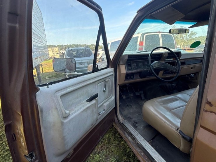 1985-ford-f350-image-7