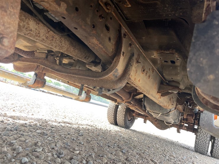 2004-ford-f350-image-13
