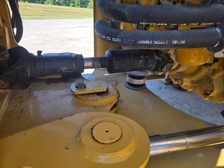 2016-caterpillar-930m-image-29