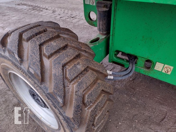 2019-jlg-460sj-image-23