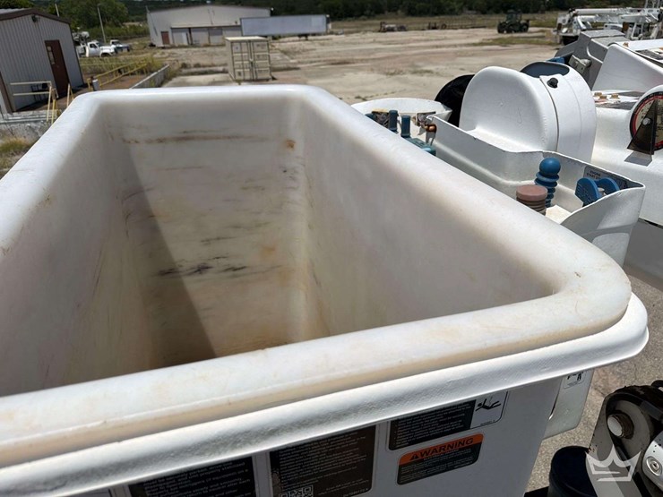 2014-international-workstar-7300-image-32