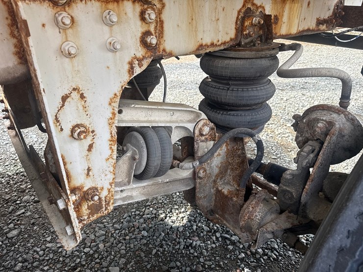 2004-caterpillar-c13-image-56