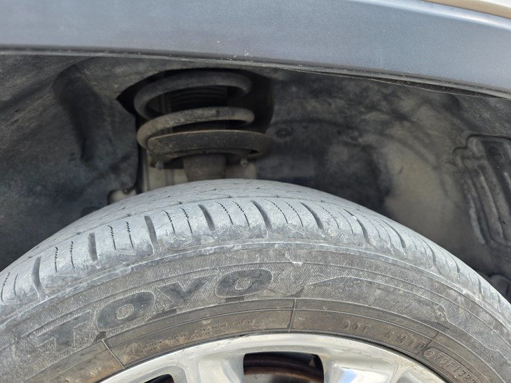 2015-jeep-cherokee-image-19