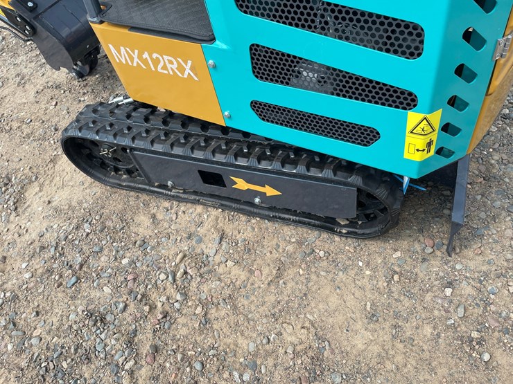 #5540-•-2026-mx12rx-mini-excavator-image-11