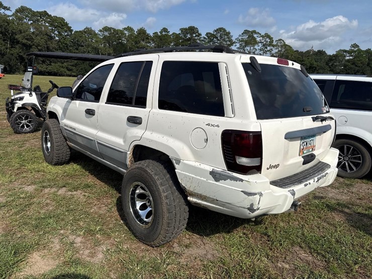 2001-jeep-grand-cherokee-image-3