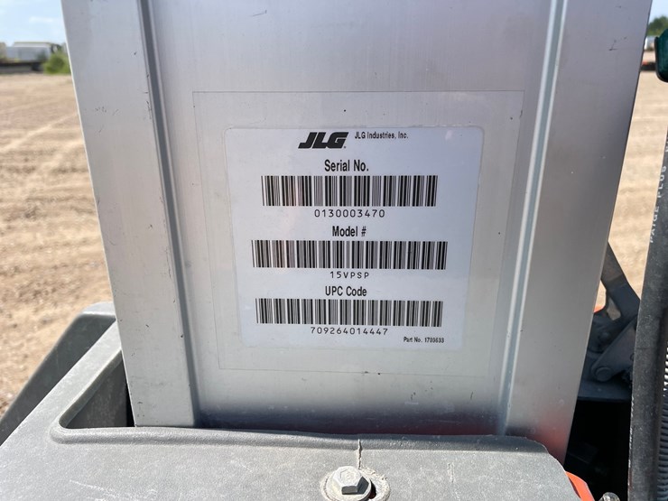 #1001-•-2002-jlg-15vpsp-man-lift-image-6