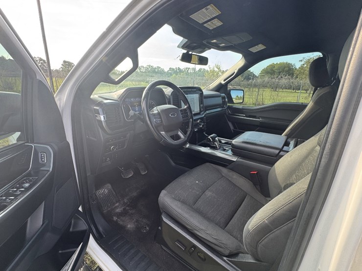 2022-ford-f150-xlt-image-9