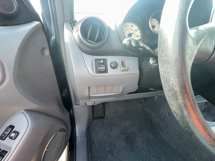 2002-toyota-rav4-image-19
