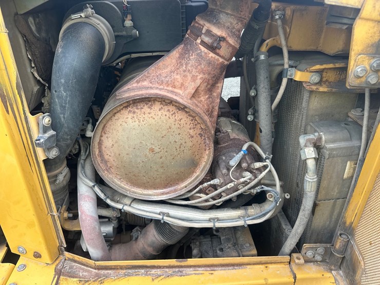 caterpillar-d6t-lgp-image-63