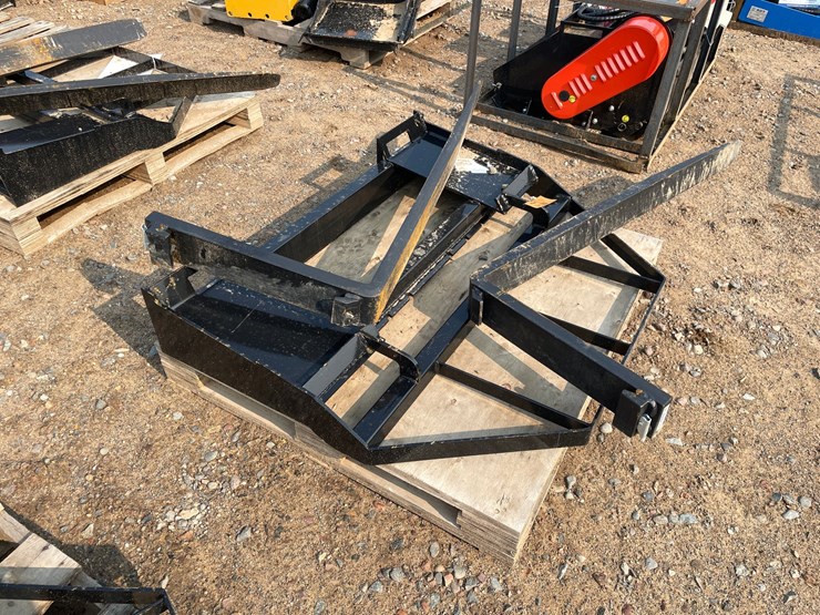 #2067-•-2026-mower-king-skid-steer-forks-image-2