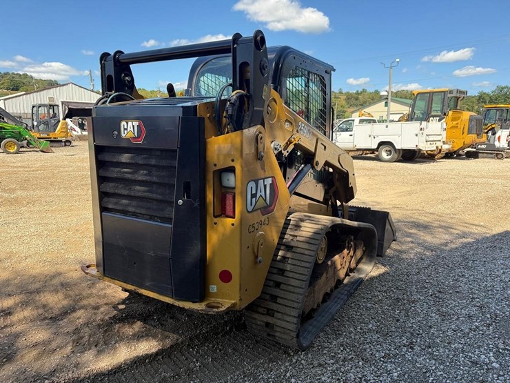 2023-caterpillar-259d3-image-4