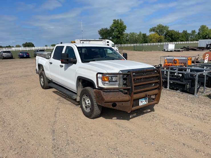 #1472-•-2019-gmc-sierra-pickup-truck-(has-mn-title)-image-7
