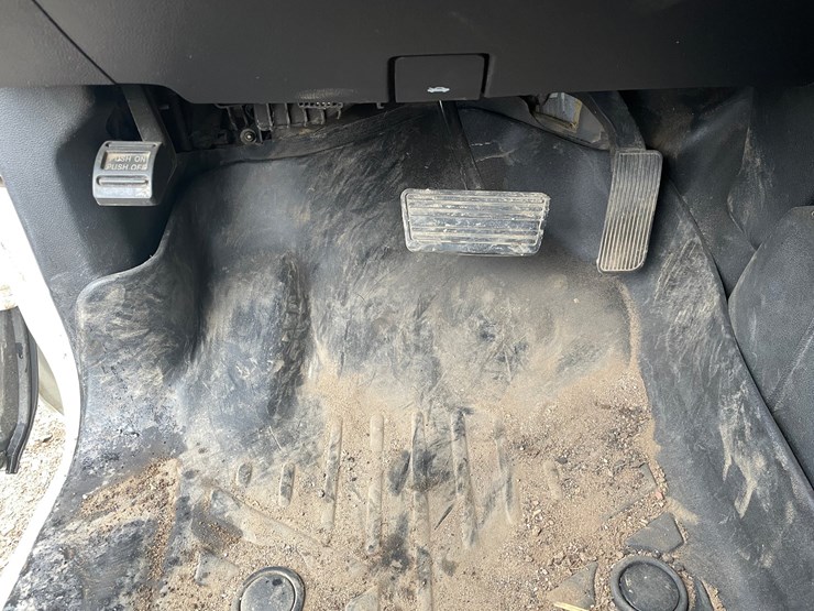 2014-chevrolet-3500-image-20