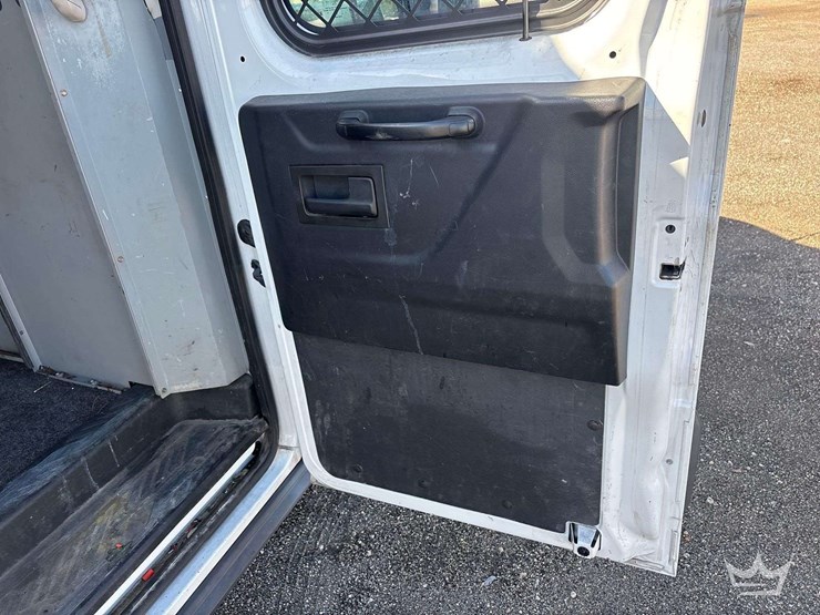 2018-ford-transit-image-21