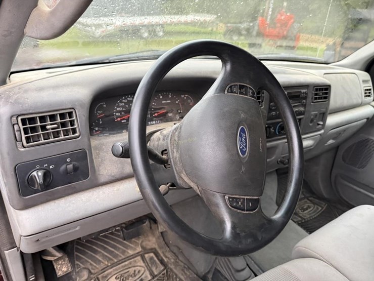 2004-ford-f450-image-9