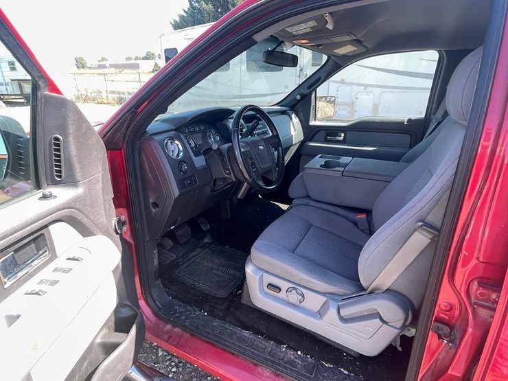 2012-ford-f150-xlt-image-30
