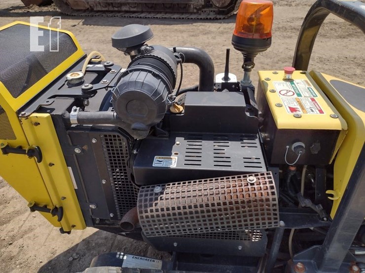 18-alamo-traxx-mower^remote^charger^-image-29