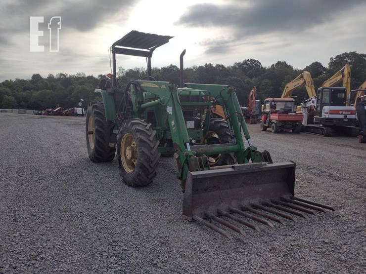 john-deere-6210-image-33