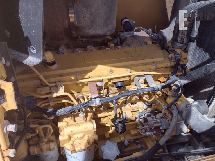 2007-deere-850j-image-27
