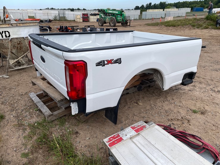 2024-ford-f250-image-3