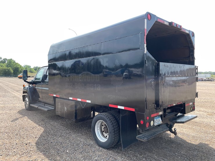 #1460-•-2008-chevrolet-c4500-chipper-truck-(has-mn-title)-image-3