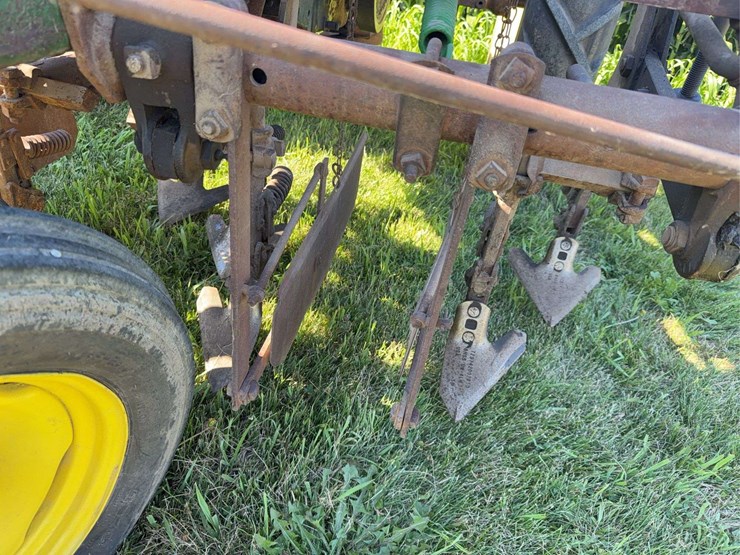 john-deere-b-image-25