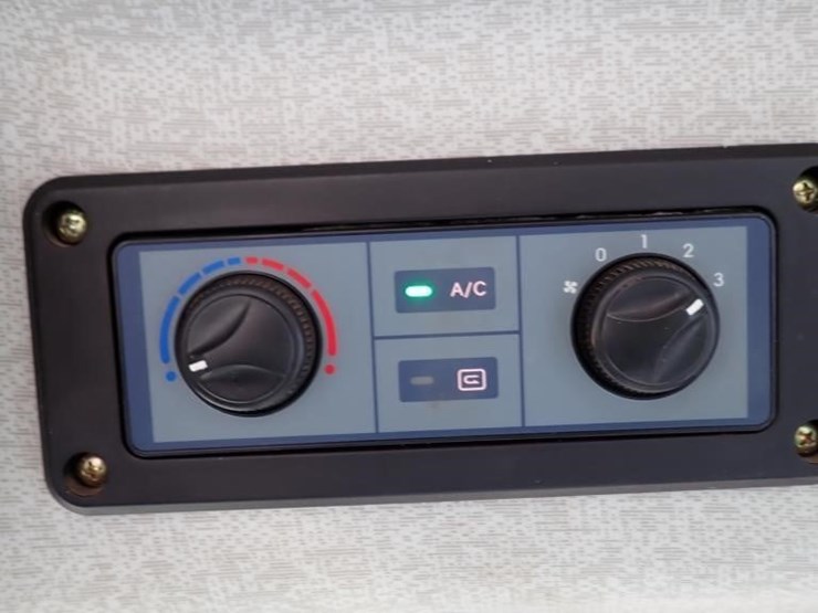 2023-xcmg-xc948u-image-24