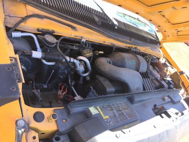 2015-ford-e450-image-5