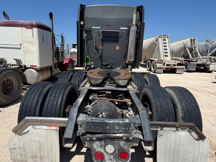 kenworth-t600-image-6