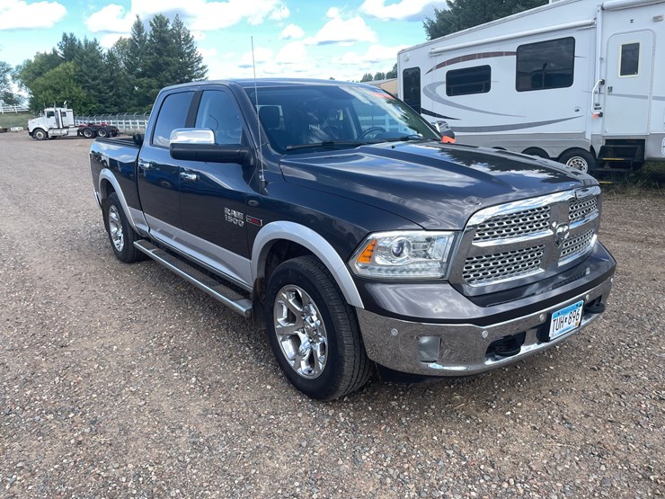 2014-dodge-ram-1500-image-4