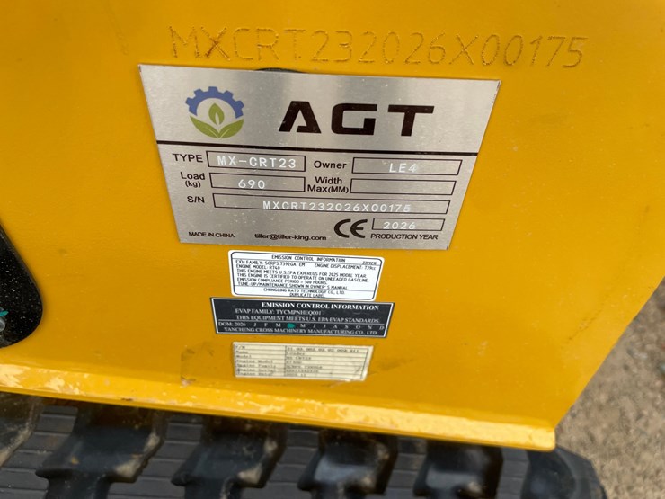 #5513-•-2026-agt-compact-track-loader-image-10