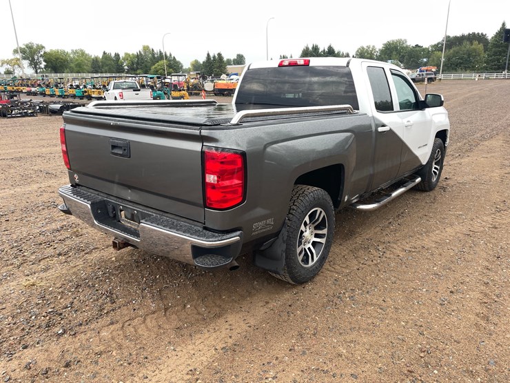 2015-chevrolet-1500-image-5