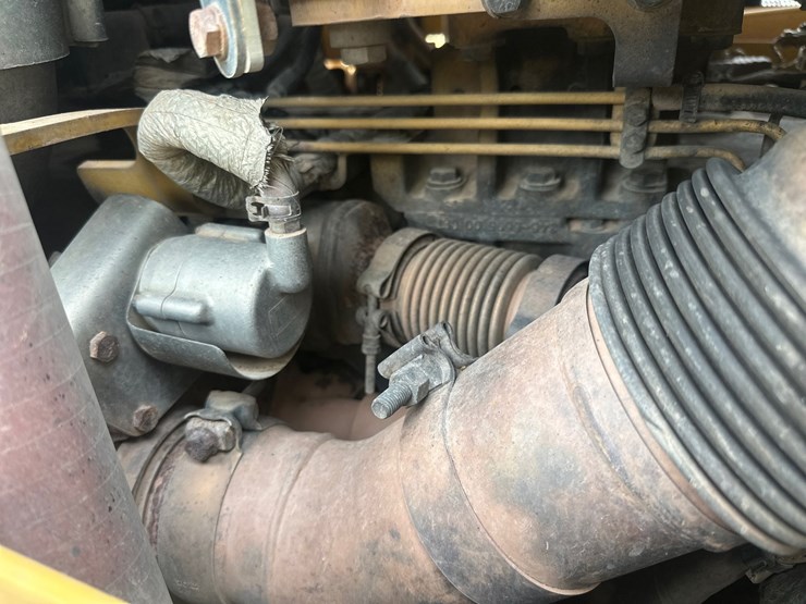 caterpillar-d6t-lgp-image-66